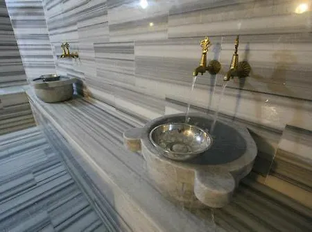 Buyuk Hotel 3*